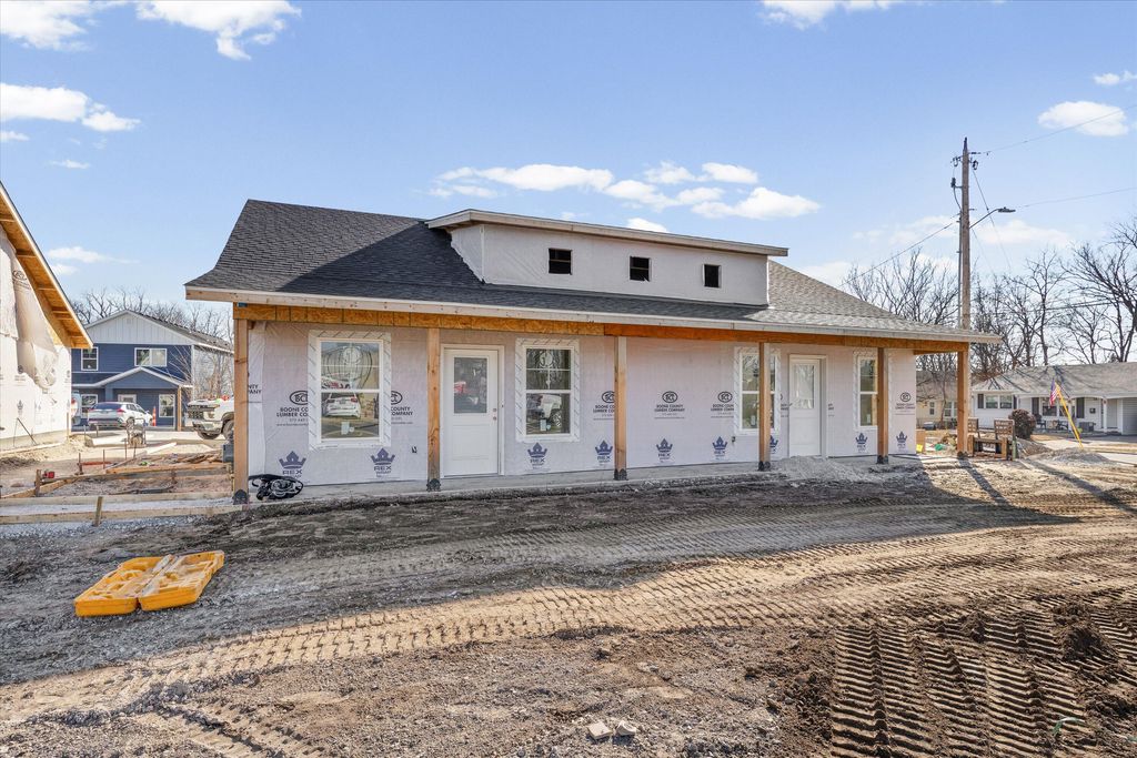 600 N PROVIDENCE RD 100, Columbia, MO 65201