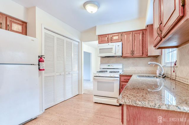 61 Ochs Avenue, Milltown, NJ 08850