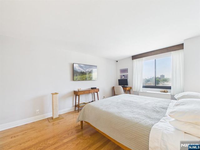 770 Anderson Avenue 402, Cliffside Park, NJ 07010