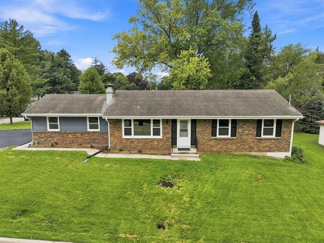 544 Sunset Vale, Twin Lakes, WI 53181