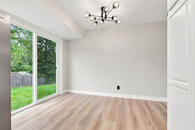 544 Sunset Vale, Twin Lakes, WI 53181