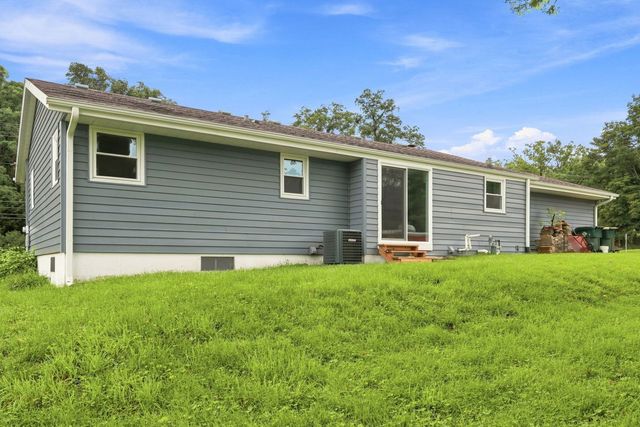 544 Sunset Vale, Twin Lakes, WI 53181