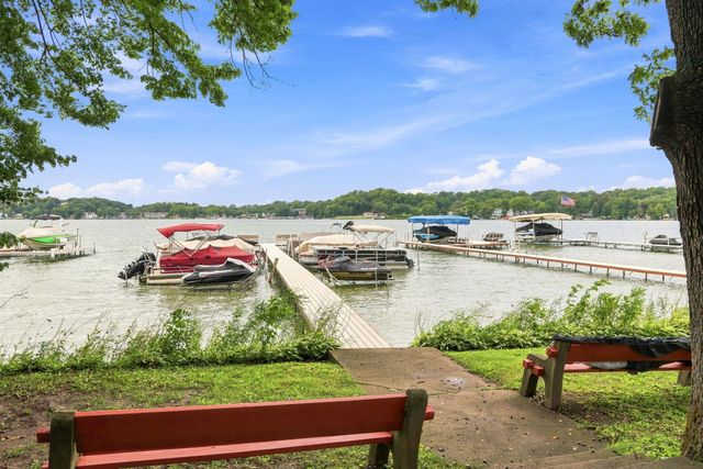 544 Sunset Vale, Twin Lakes, WI 53181
