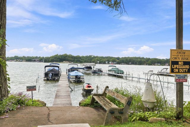 544 Sunset Vale, Twin Lakes, WI 53181
