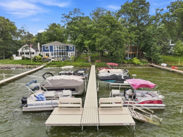 544 Sunset Vale, Twin Lakes, WI 53181