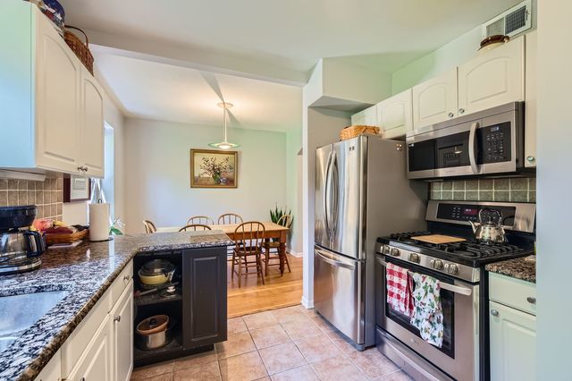 4949 N Wolcott Avenue 1A, Chicago, IL 60640