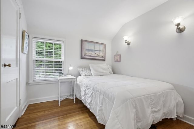 31 Knollwood Ave, Madison Boro, NJ 07940