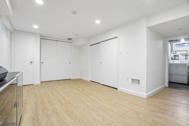 31 Knollwood Ave, Madison Boro, NJ 07940