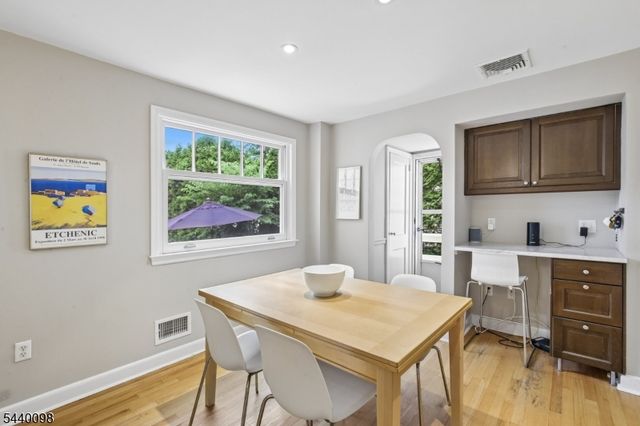 31 Knollwood Ave, Madison Boro, NJ 07940