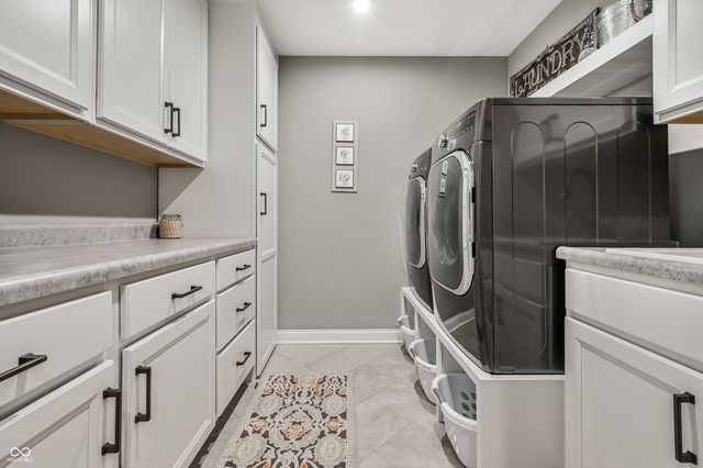 26 Chatham Brook Drive, Westfield, IN 46074