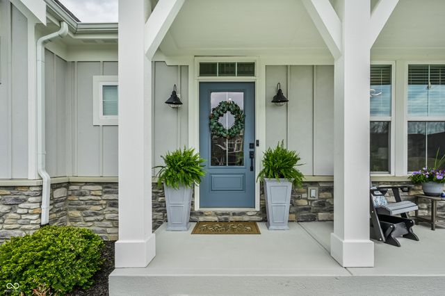 26 Chatham Brook Drive, Westfield, IN 46074