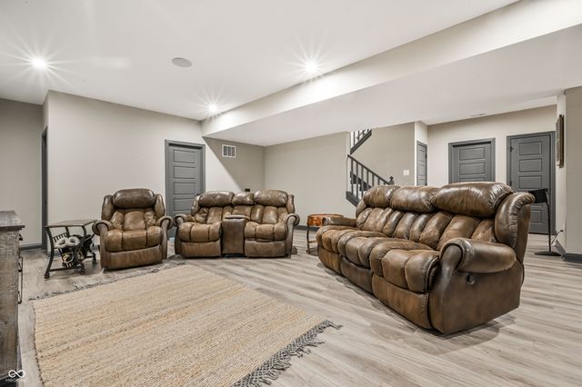 26 Chatham Brook Drive, Westfield, IN 46074