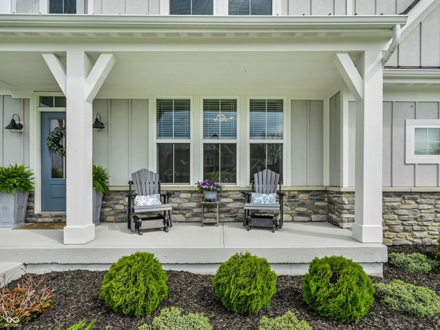 26 Chatham Brook Drive, Westfield, IN 46074