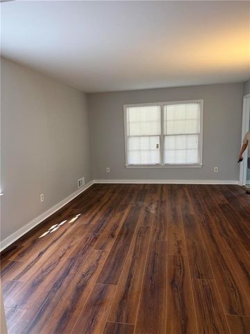 406 OHERN Court, Stone Mountain, GA 30088