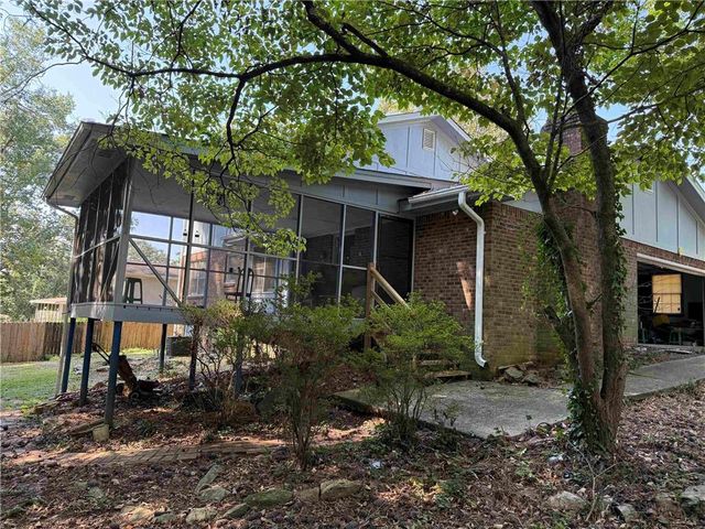 406 OHERN Court, Stone Mountain, GA 30088