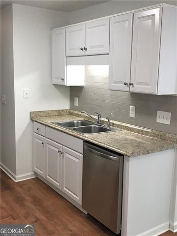 1019 Daventry Crossing, Woodstock, GA 30188