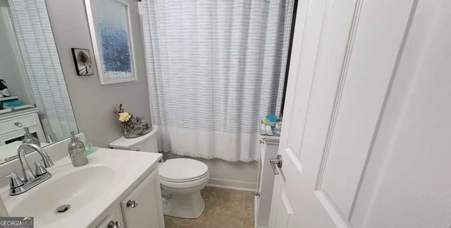 9517 Lakeview Road, Union City, GA 30291