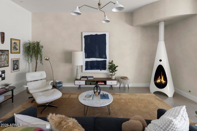 115 E GRISWOLD Road, Phoenix, AZ 85020