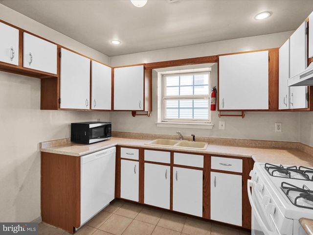 225-A N 14TH ST, Reading, PA 19604