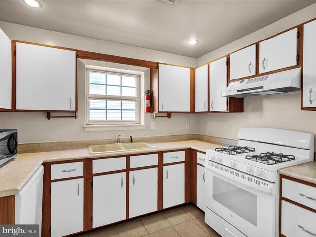 225-A N 14TH ST, Reading, PA 19604