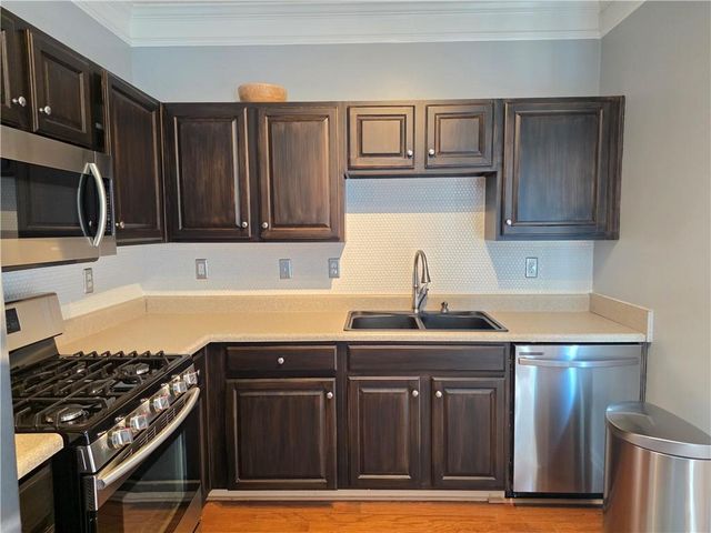 1208 Charleston Court, Woodstock, GA 30188