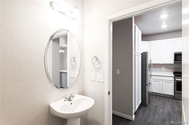 14883 E Belleview Drive, Aurora, CO 80015