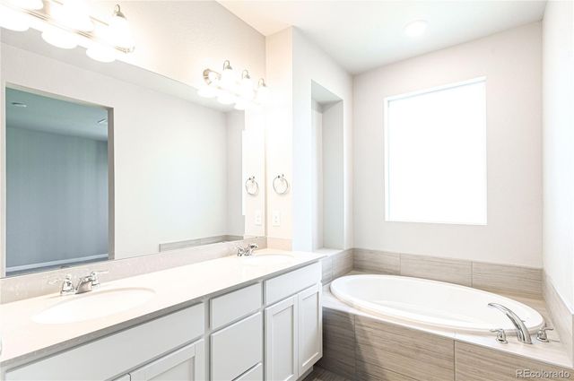 14883 E Belleview Drive, Aurora, CO 80015