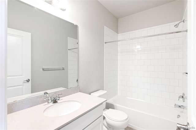 14883 E Belleview Drive, Aurora, CO 80015