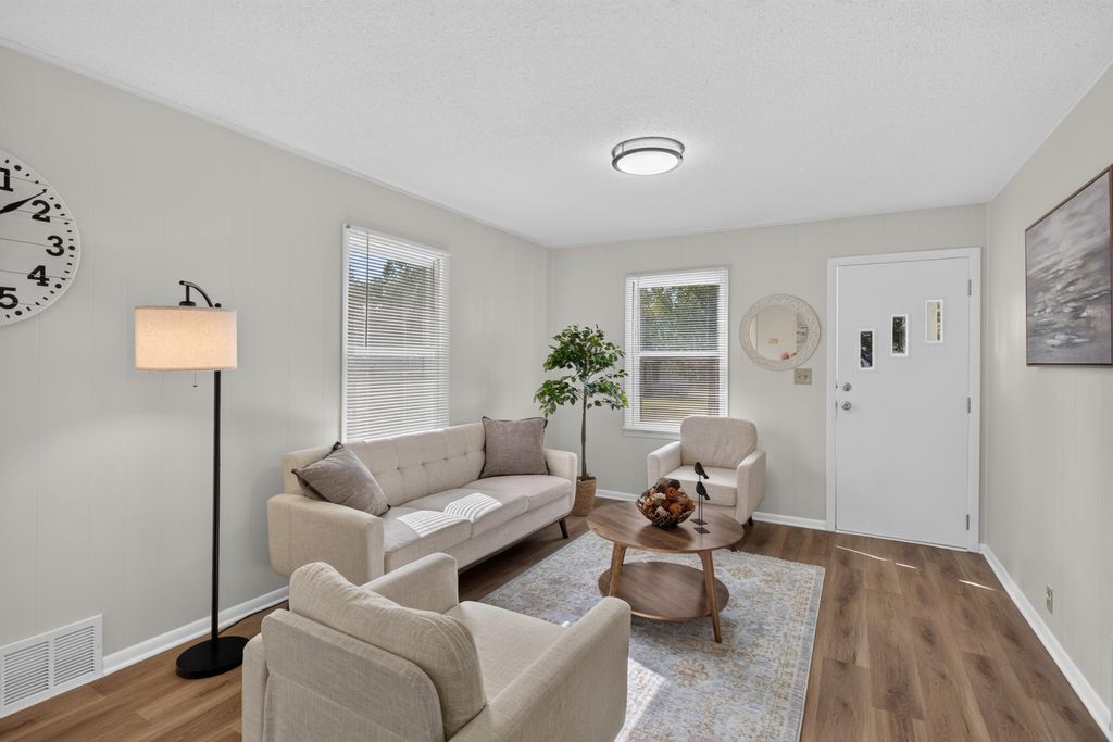 4445 6th Street NE, Columbia Heights, MN 55421 — photo 2