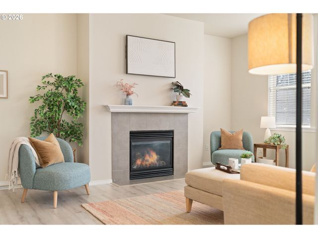 8062 Sw 33RD Pl, Portland, OR 97219