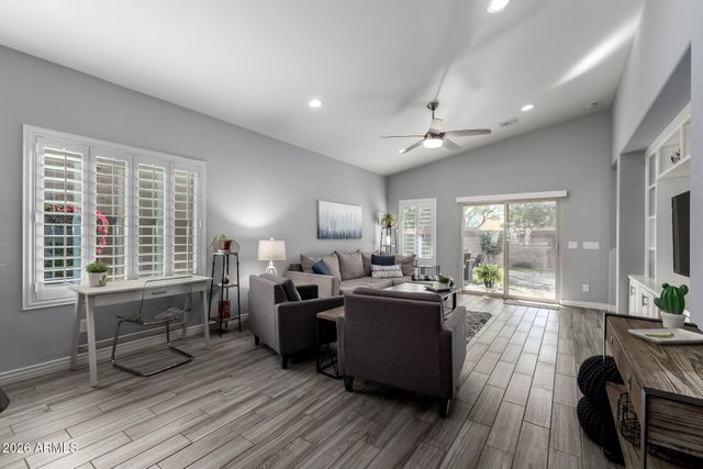 2445 E FLINTLOCK Drive, Gilbert, AZ 85298