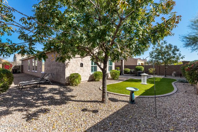 2445 E FLINTLOCK Drive, Gilbert, AZ 85298