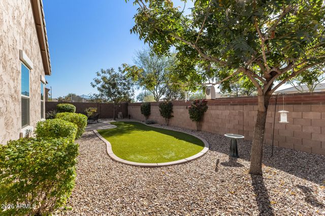 2445 E FLINTLOCK Drive, Gilbert, AZ 85298