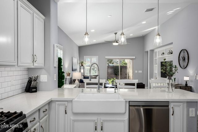 2445 E FLINTLOCK Drive, Gilbert, AZ 85298