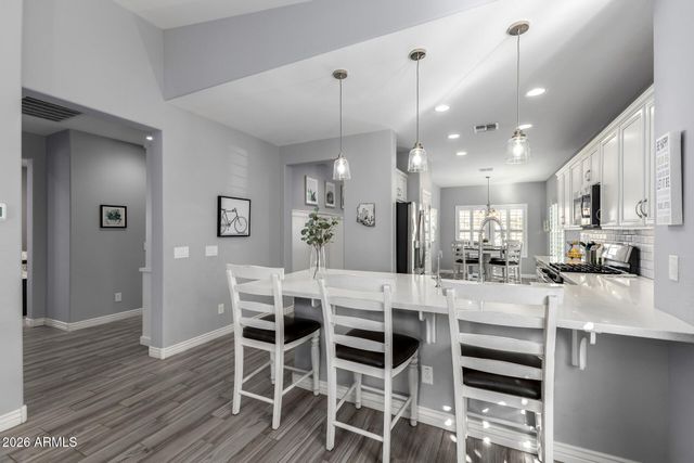 2445 E FLINTLOCK Drive, Gilbert, AZ 85298