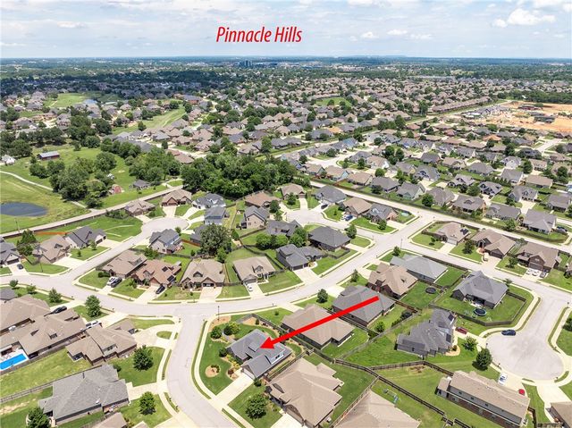 601 Bellmara Circle, Cave Springs, AR 72718
