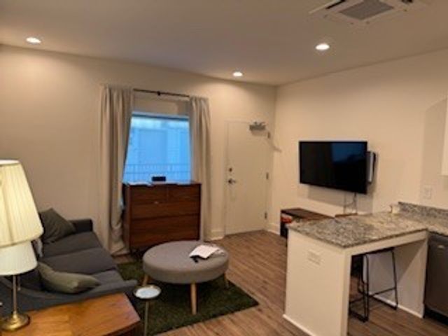 432 Murfreesboro Pike Apt 306, Nashville, TN 37210