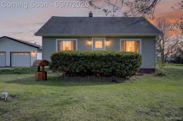 9252 E Brooks Road, Lennon, MI 48449