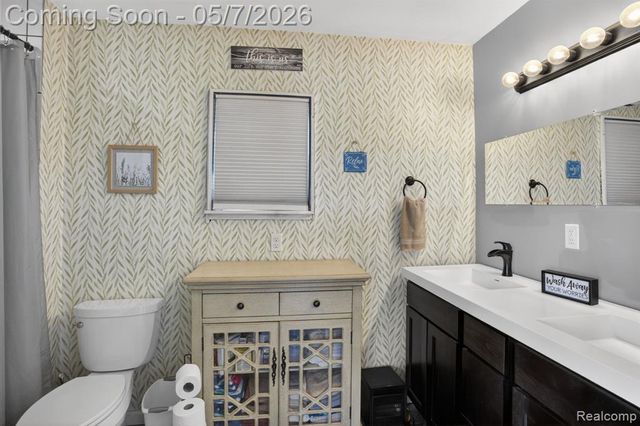 9252 E Brooks Road, Lennon, MI 48449