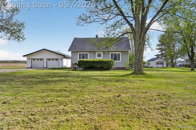9252 E Brooks Road, Lennon, MI 48449