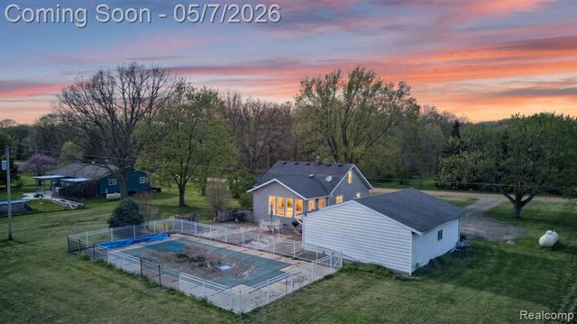 9252 E Brooks Road, Lennon, MI 48449