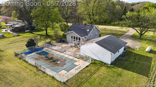 9252 E Brooks Road, Lennon, MI 48449