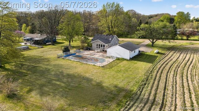 9252 E Brooks Road, Lennon, MI 48449