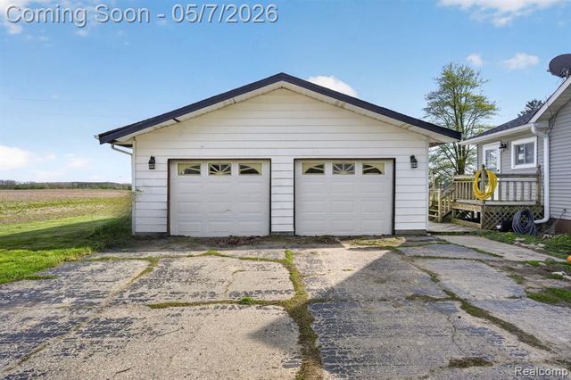 9252 E Brooks Road, Lennon, MI 48449