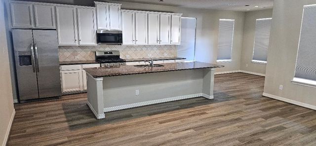 17930 Royal Gate Lane, Richmond, TX 77407