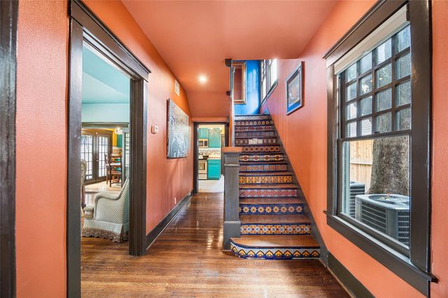 815 Hawthorne St, Houston, TX 77006