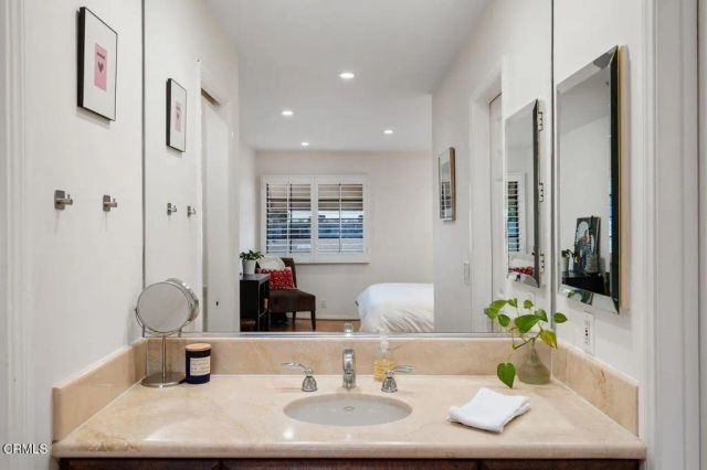 227 S Madison Avenue 304, Pasadena, CA 91101