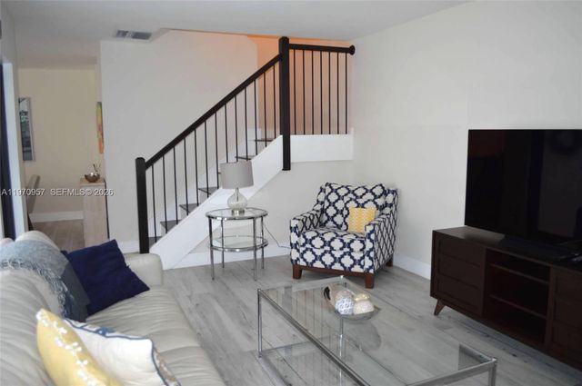 4708 SW 67th Ave L6, Miami, FL 33155