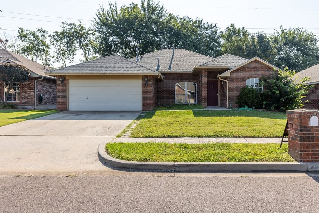 1833 Parkridge Drive, Norman, OK 73071