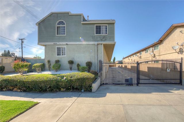 16331 Cornuta Avenue E, Bellflower, CA 90706